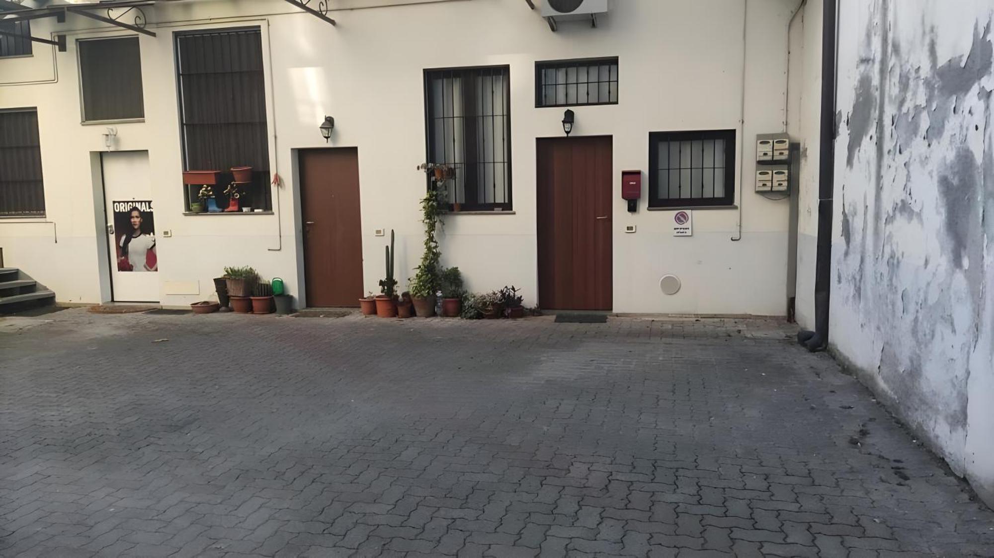 La Casa Nel Cortile-Free Parking Apartment Milan Luaran gambar